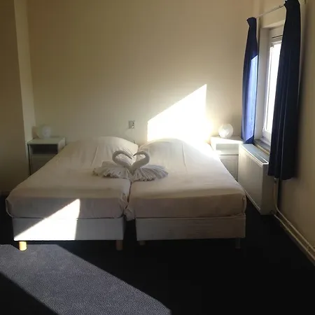 Hotel Garni 't Pannenkoekenhuis 2*